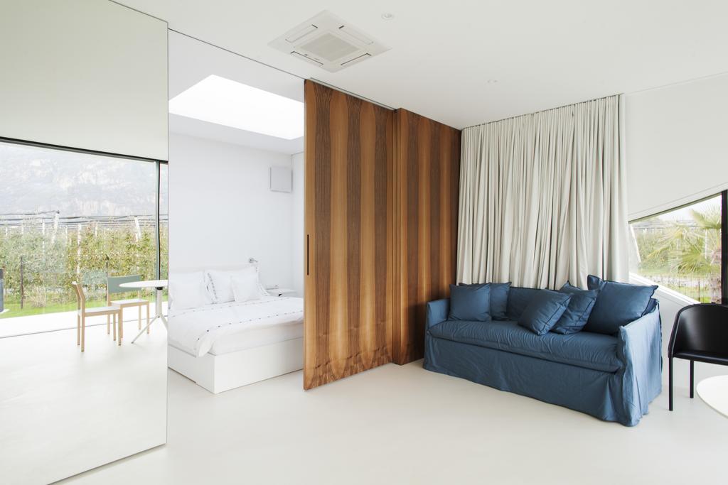 Mirror Houses Bolzano Room photo